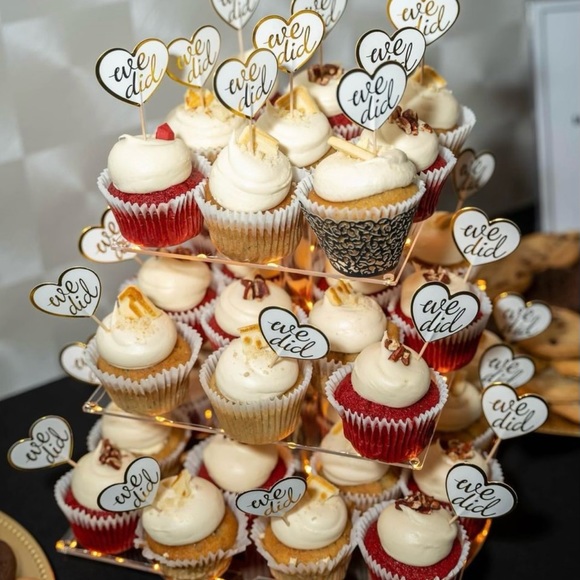 Beautiful wedding reception kit (used once) includes all items listed - Picture 3 of 6